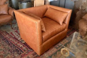 Sillón Cubo de Cuero Premium con Cojín Decorativo