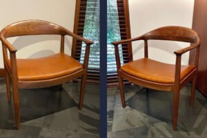 Sitiales de Acento Estilo Mid-Century con Asiento en Cuero Miel