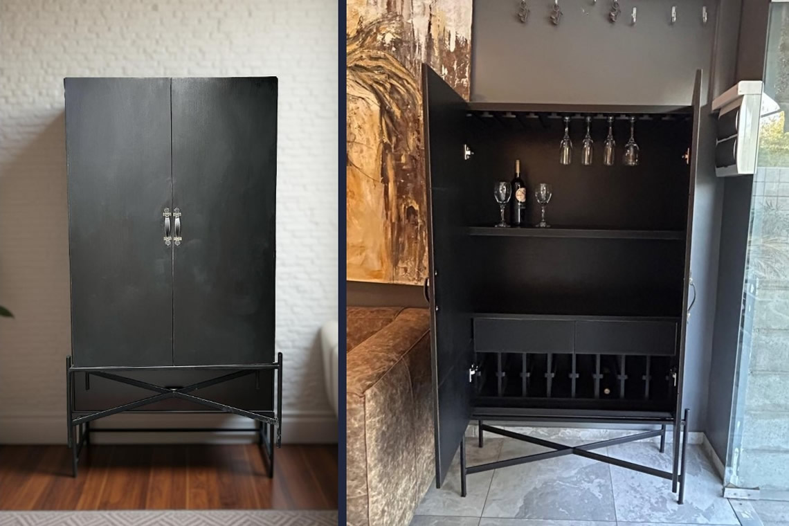 Bar Tipo Armario Negro con Interior Organizado – Estilo Industrial